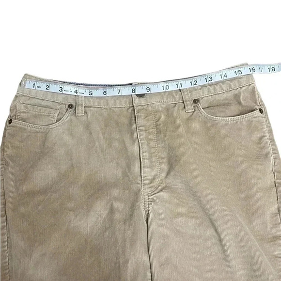 L.L. Bean Favorite Fit Straight Leg Khaki Tan Corduroy Women’s Pants size 10 Reg - Picture 9 of 16